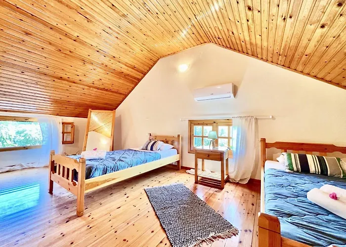 Renas Maisonette Unit 1 Near By Dadovillas Apartment