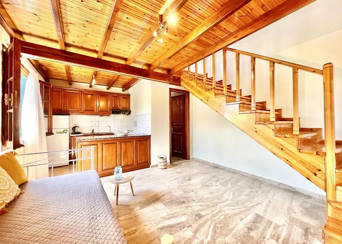 Renas Maisonette Unit 1 Near By Dadovillas