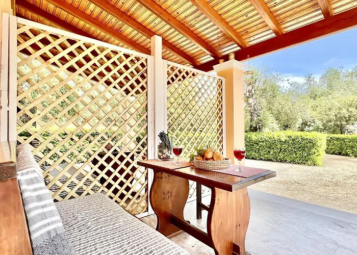 Renas Maisonette Unit 1 Near By Dadovillas