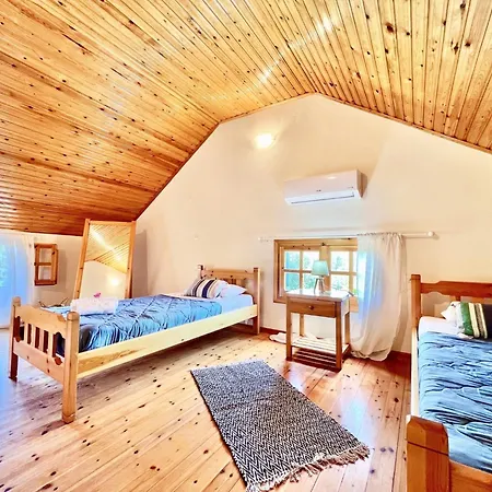 Renas Maisonette Unit 1 Near By Dadovillas Apartament